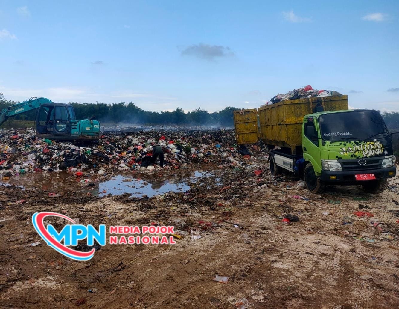 Setelah Dilaporkan Dua Pejabat DLH Bangkalan Diperiksa Polda Jatim