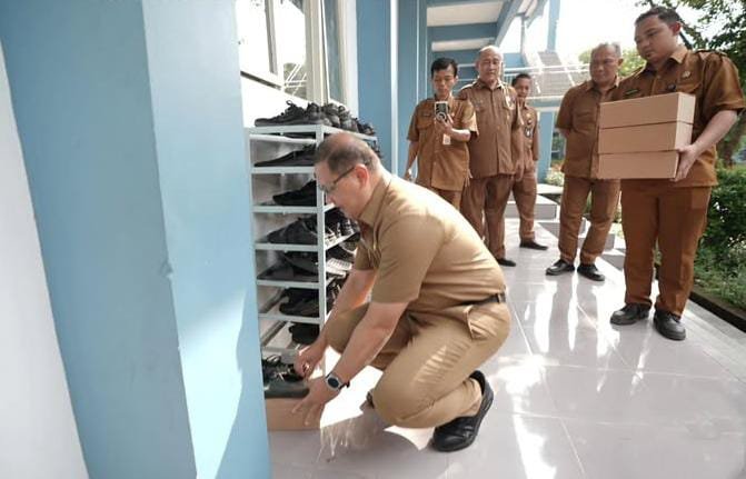 Hampir Setiap Hari Turun ke Sekolah, Kinerja Aries Agung Paewai Dinilai Menonjol