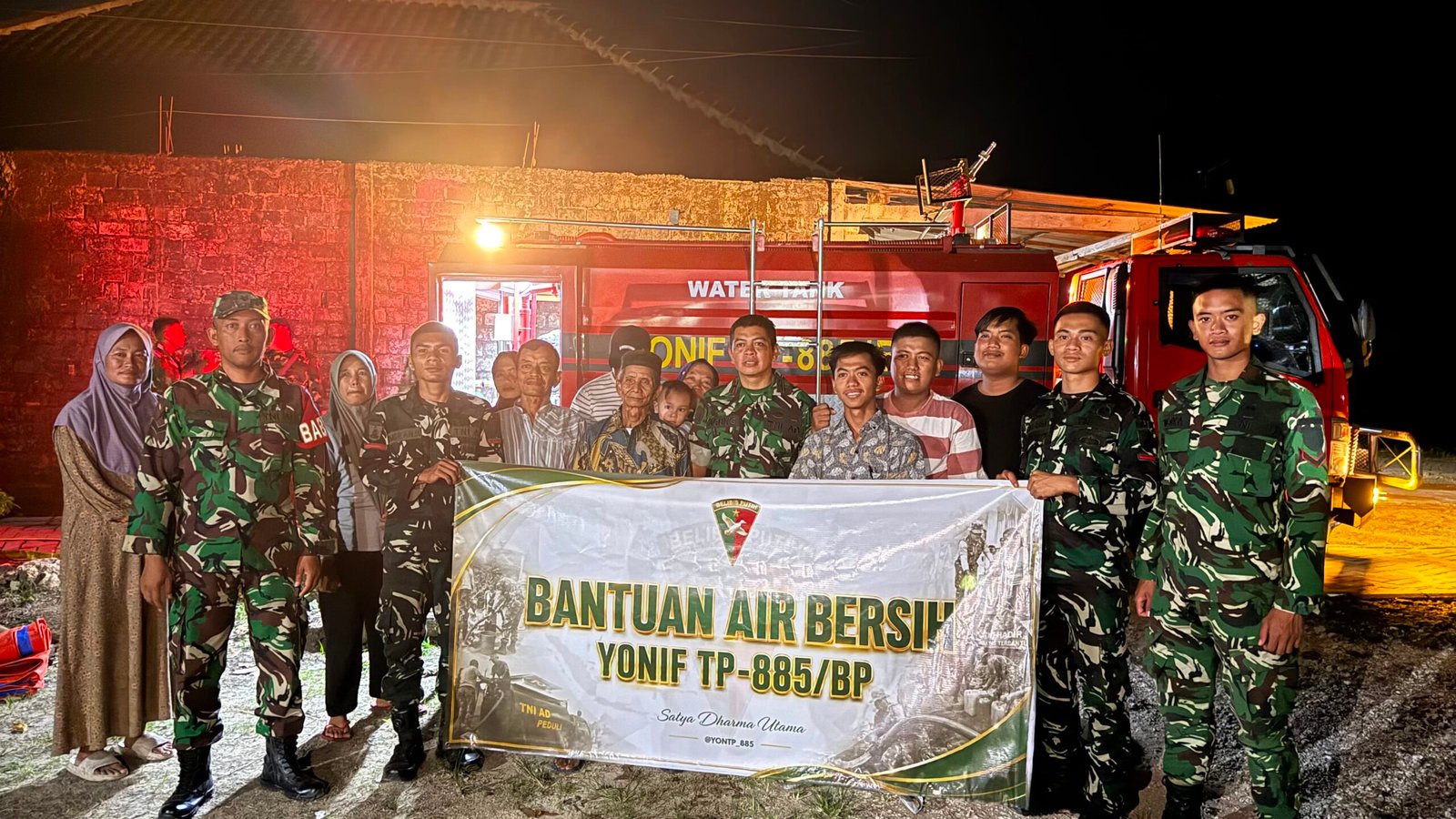 TNI dan Masyarakat Bersatu Jaga Bengawan Solo, Personel Batalyon YTP 885/Belibis Putih Pimpin Karya Bakti Pembersihan Sungai