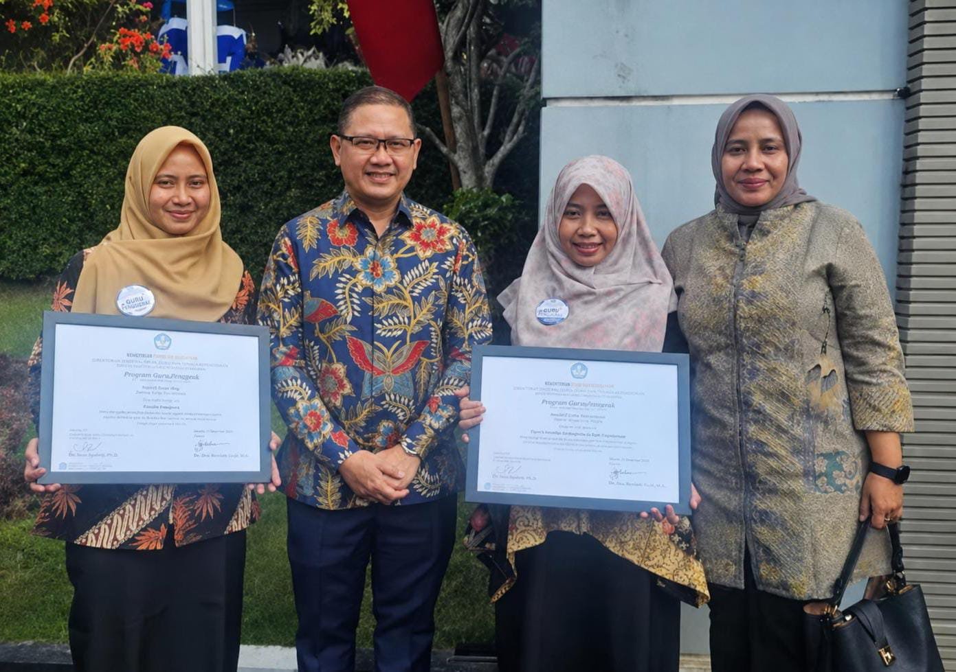 Dua Guru SMKN 2 Jiwan Raih Penghargaan Nasional